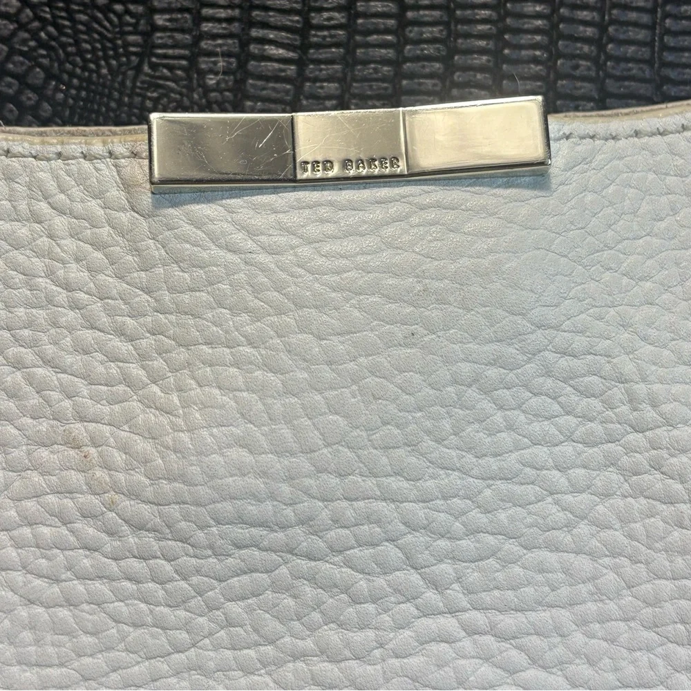 White Leather Ted Baker Crossbody Purse - Picture 5 of 11